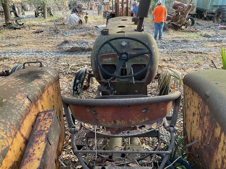 minneapolis-moline-m5-image-9