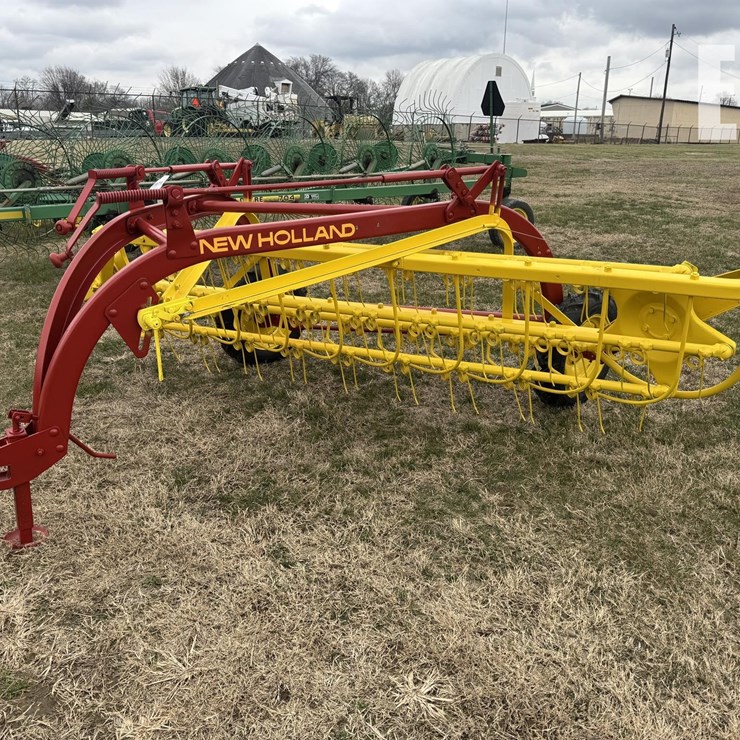 1987 NEW HOLLAND 256