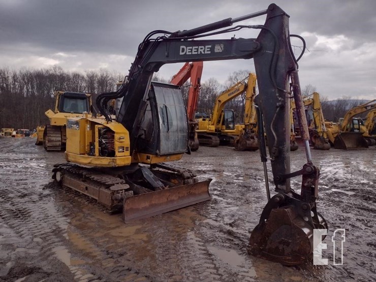 2019-deere-75g-image-51