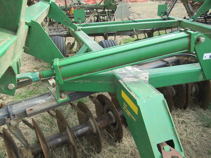john-deere-637-image-25