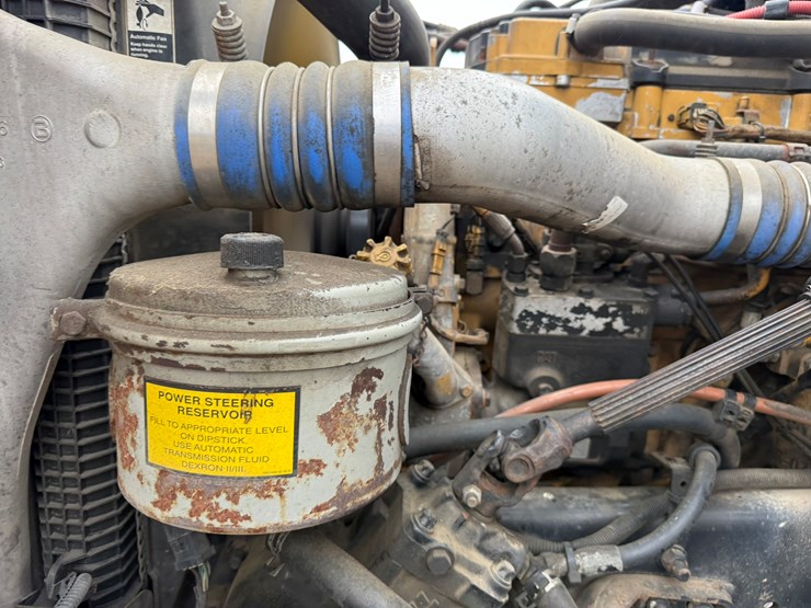 2007-caterpillar-c13-image-12