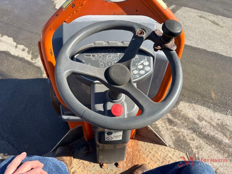 2010-hamm-hd12-image-24