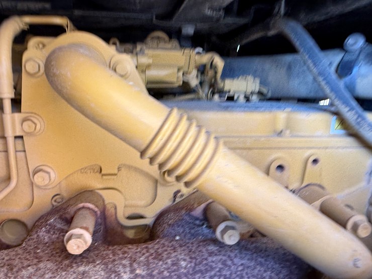 2016-caterpillar-938m-image-37