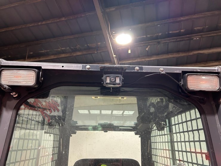 2021-kubota-svl97-2-image-16