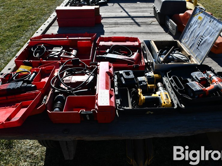 lot-of-power-tools-image-8