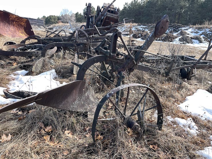 #13041-•-vintage-farm-equipment-image-13