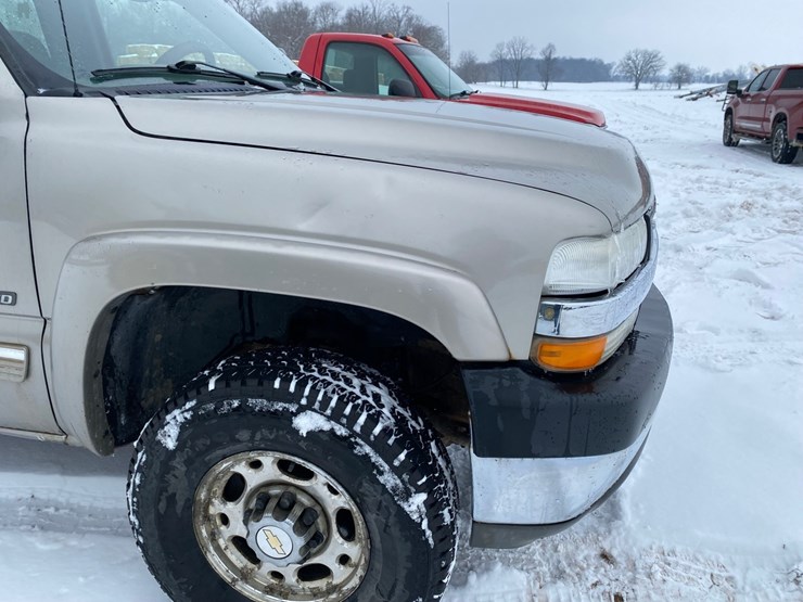 2001-chevrolet-pickup-image-9
