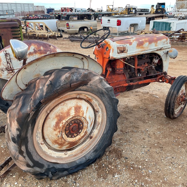FORD TRACTOR