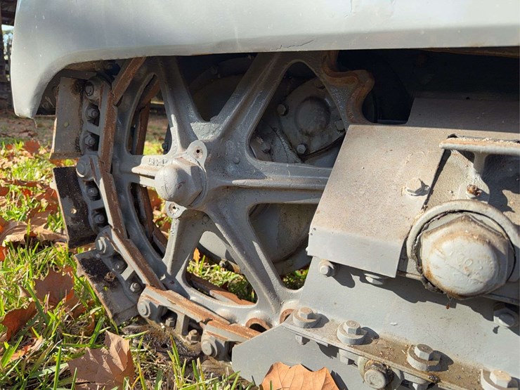 caterpillar-ten-orchard-image-28