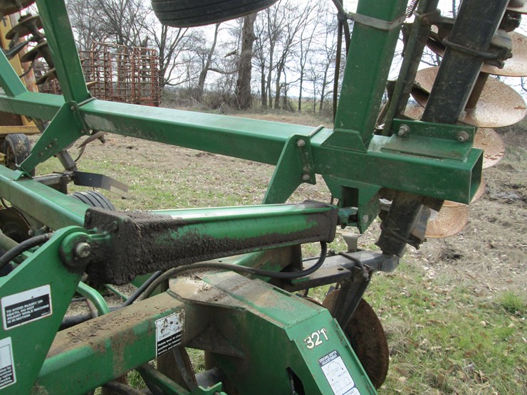 john-deere-637-image-27