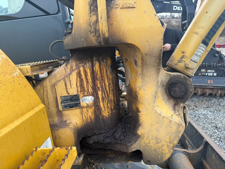 2017-komatsu-pc88mr-10-image-34