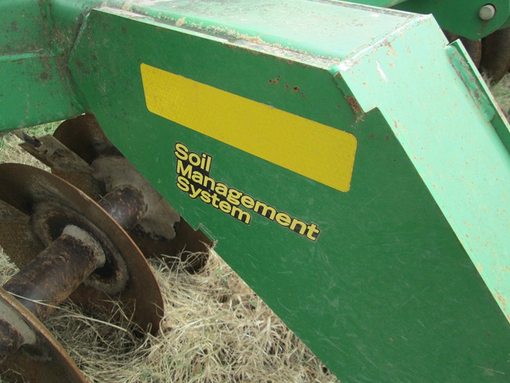 john-deere-637-image-24