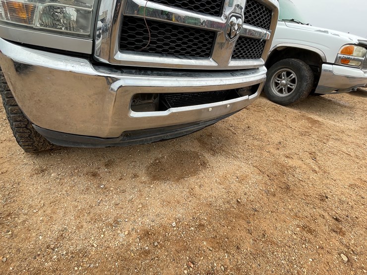 2014-dodge-2500-image-130