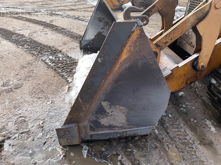 #13009-•-case-8500-crawler-loader-image-26