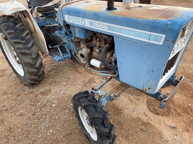 ford-tractor-image-12