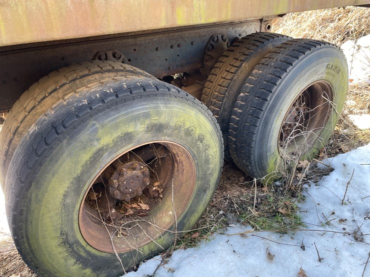 #13014-•-1976-ford-dump-truck-(has-wi-title)-image-55