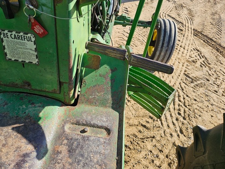 john-deere-4020-image-23