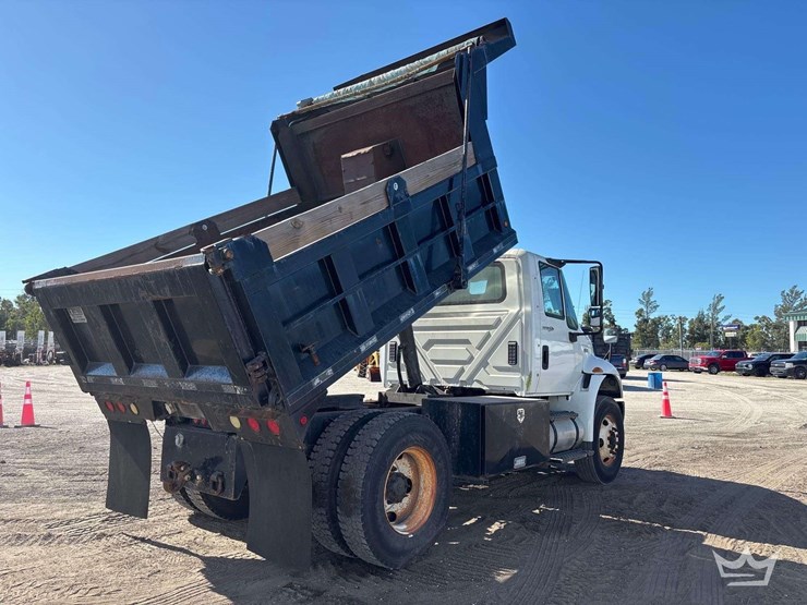 2014-international-durastar-4300-image-4