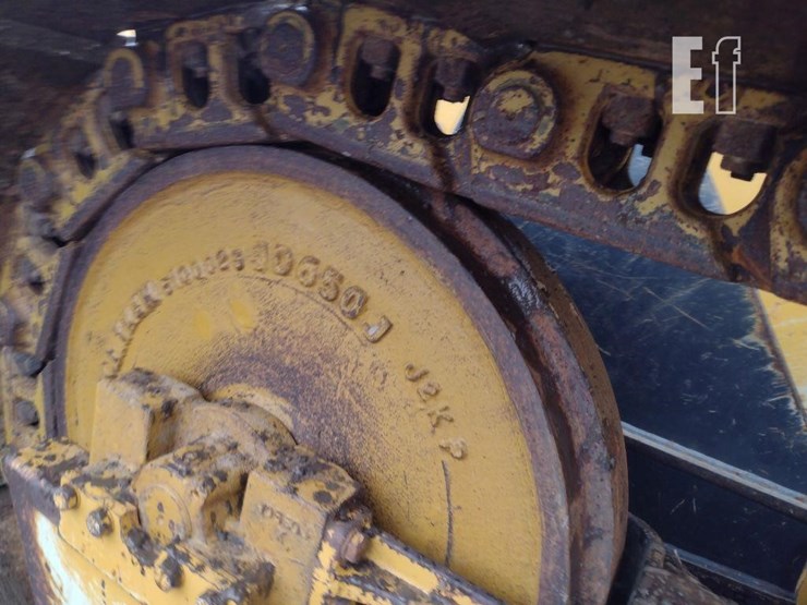 2015-deere-650k-lgp-image-27