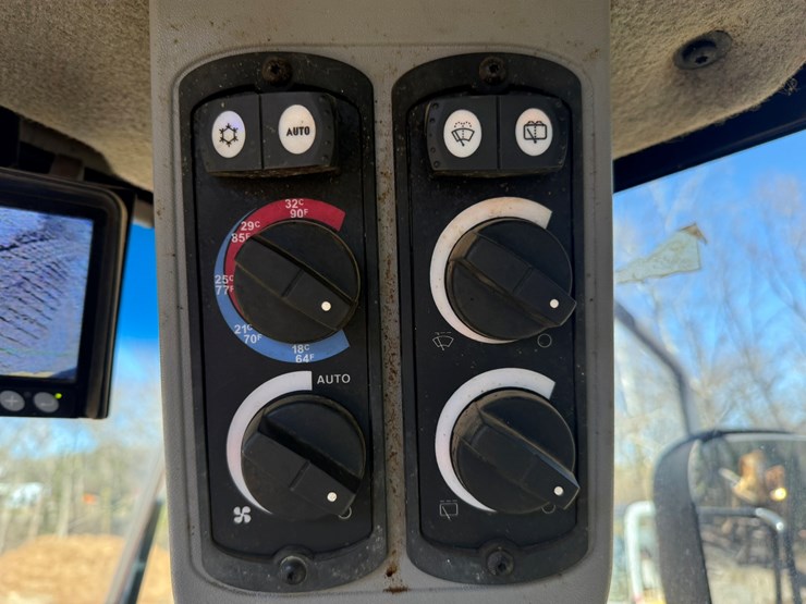 2012-caterpillar-950k-image-89