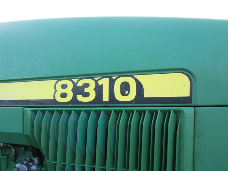 john-deere-8310-image-15