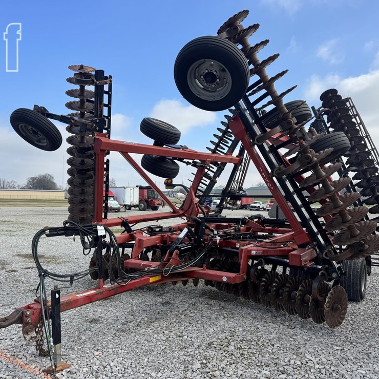CASE IH TRUE TANDEM 330 TURBO