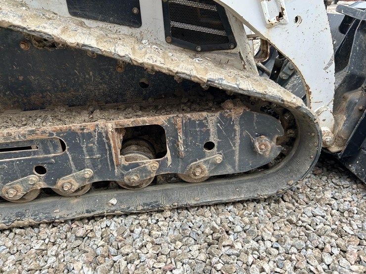 2019-bobcat-mt85-image-15