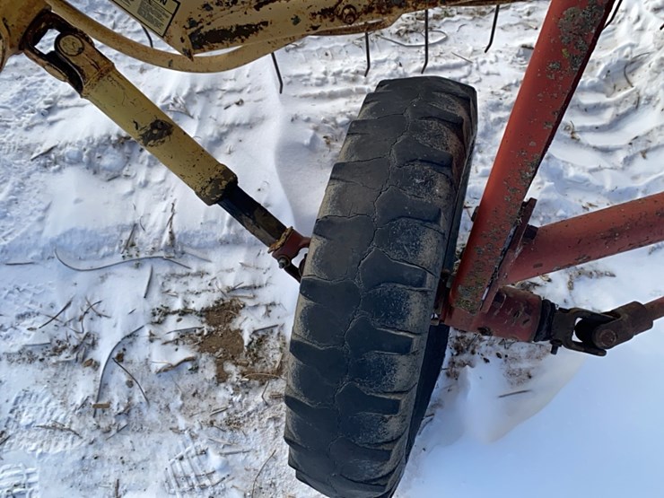 new-holland-258-image-17