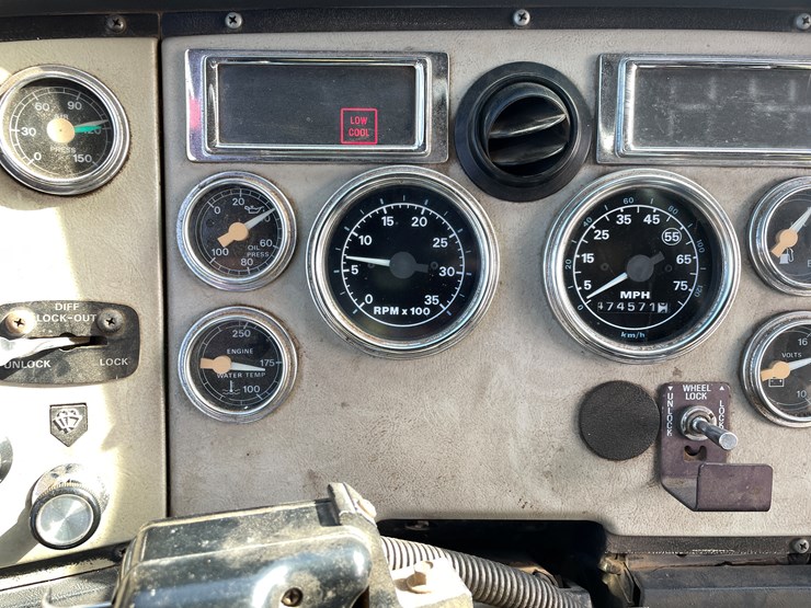 1994-ford-lts9000-image-36