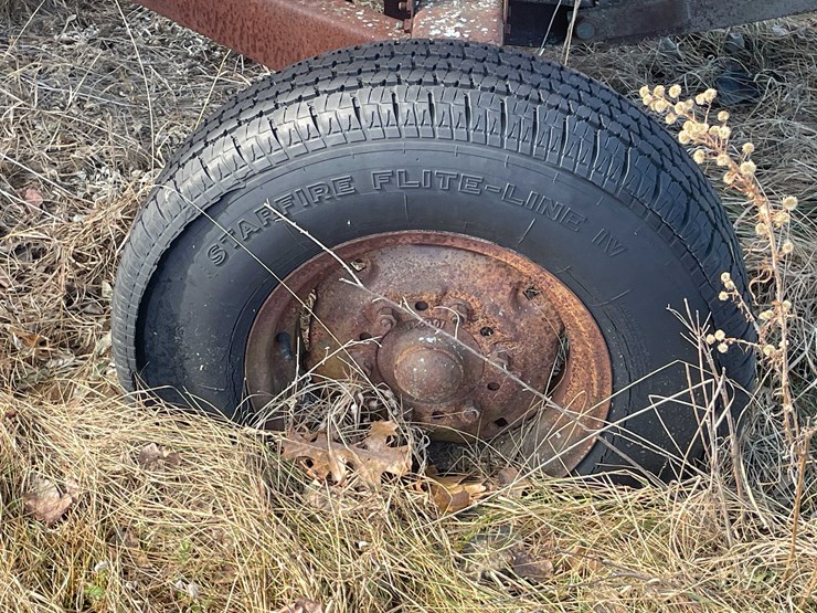 #13023-•-henderson-chief-spreader-image-9