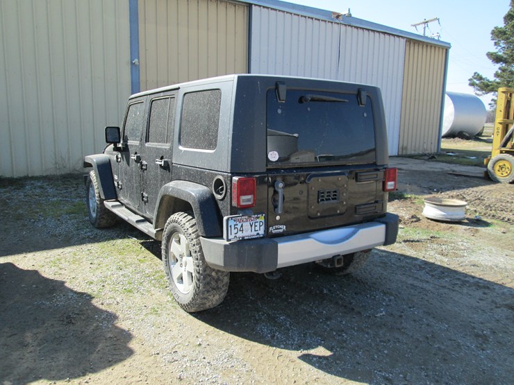 2010-jeep-wrangler-image-4