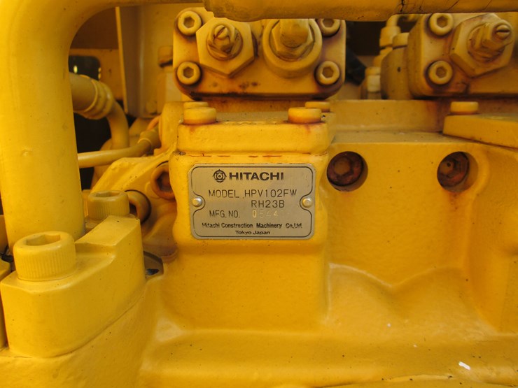 deere-200-lc-image-18