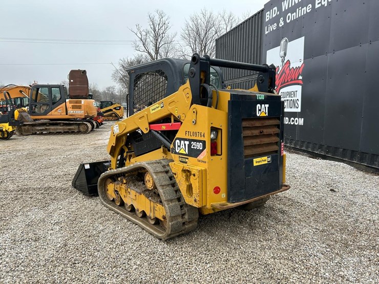 2016-caterpillar-259d-image-2