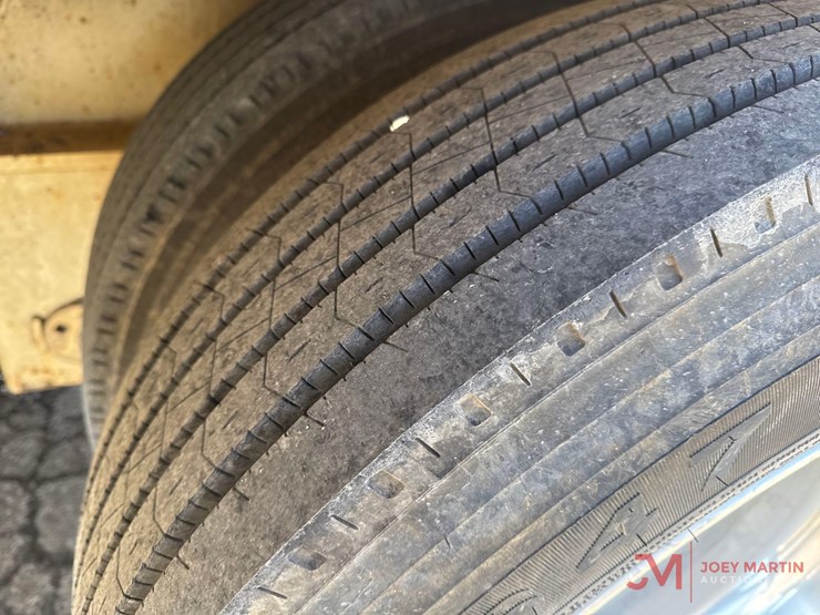 2007-trail-king-tk110hdg-523-image-14