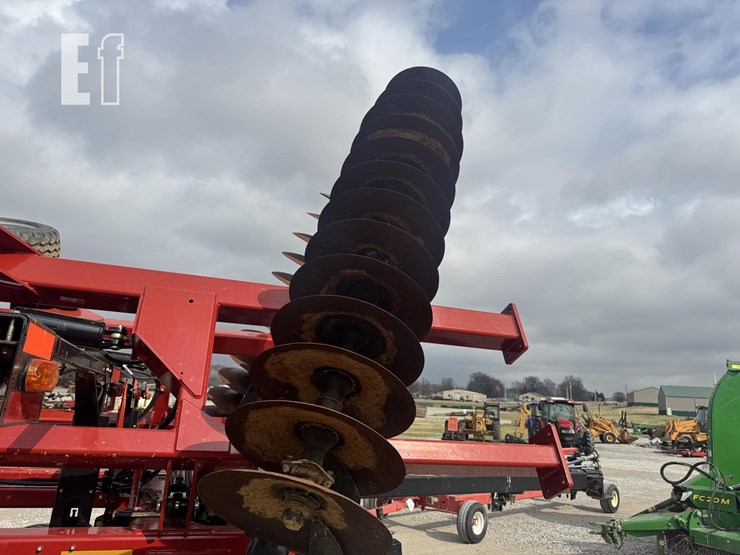 2021-case-ih-true-tandem-345-image-18