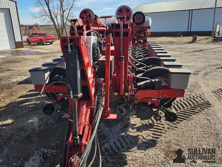 2013-case-ih-1250-image-2