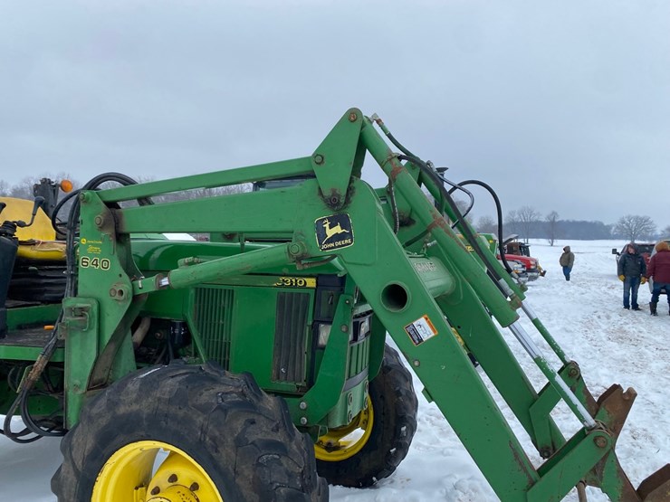 john-deere-6310-image-11