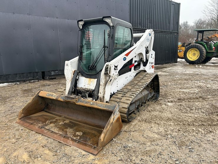 2021-bobcat-t770-image-8