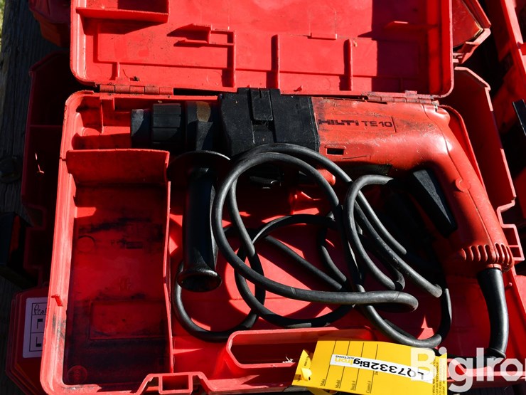 lot-of-power-tools-image-18