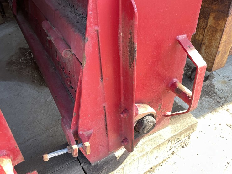 #13055-•-sander-gates-image-8