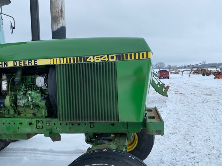 john-deere-4640-image-10