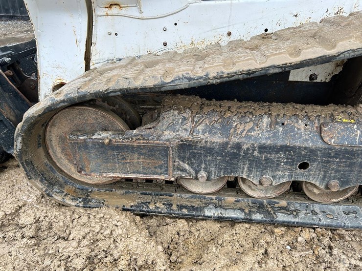 2018-bobcat-t595-image-17
