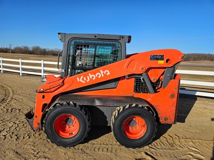 2022-kubota-ssv75-image-2