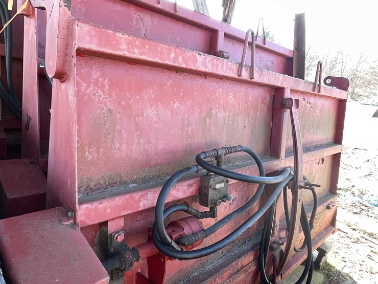 #13057-•-sander-gates-image-3