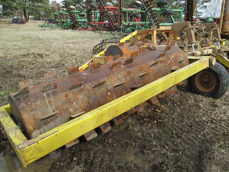 #27325-•-32'-folding-stubble-roller-image-5