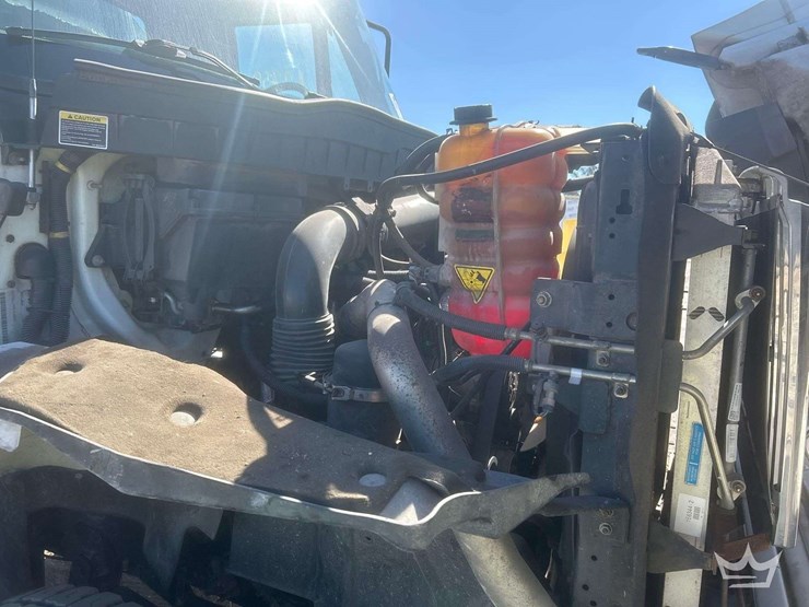 2015-international-workstar-7500-image-8