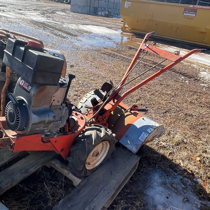 #13076 • Ariens Tiller