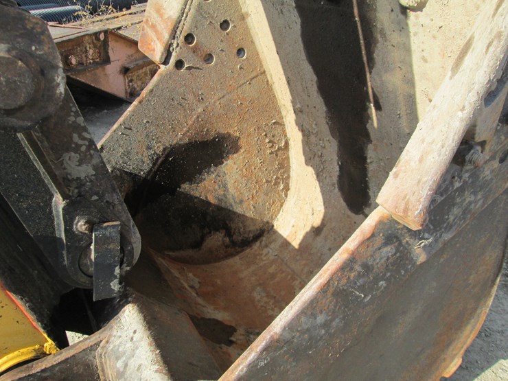 deere-200-lc-image-32