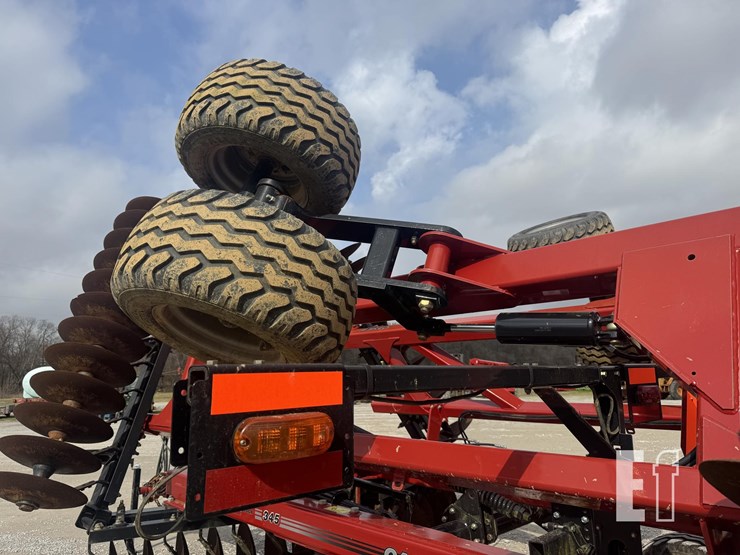 2021-case-ih-true-tandem-345-image-15