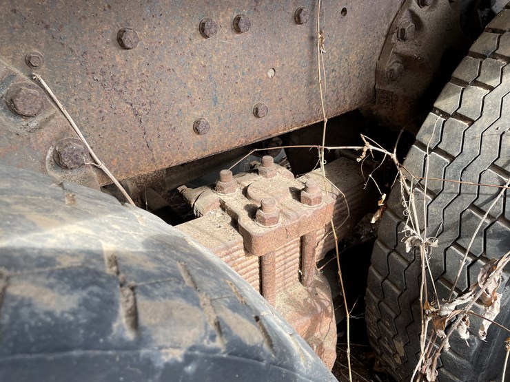 #13014-•-1976-ford-dump-truck-(has-wi-title)-image-38